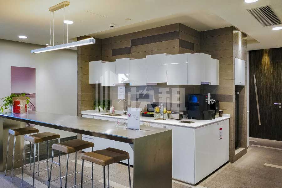 雷格斯(港匯中心)